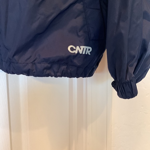 Navy blue hooded windbreaker full zip with zipper pockets. - Picture 3 of 6